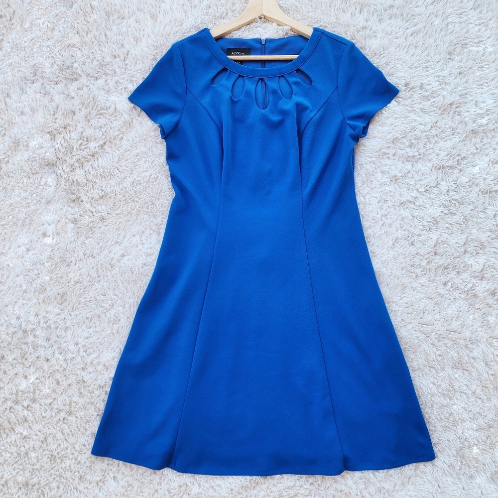 Alyx Petite Blue Cutout‎ Flare Dress
